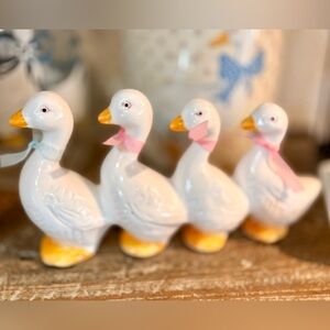 Vintage Ceramic Goose family figurine